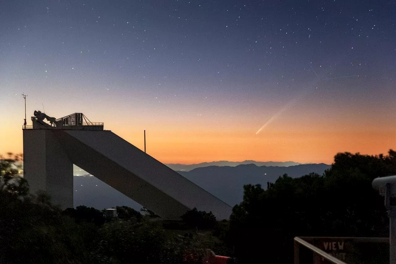 Comet Tracker Tonight: When And Where On Wednesday To Easily See It