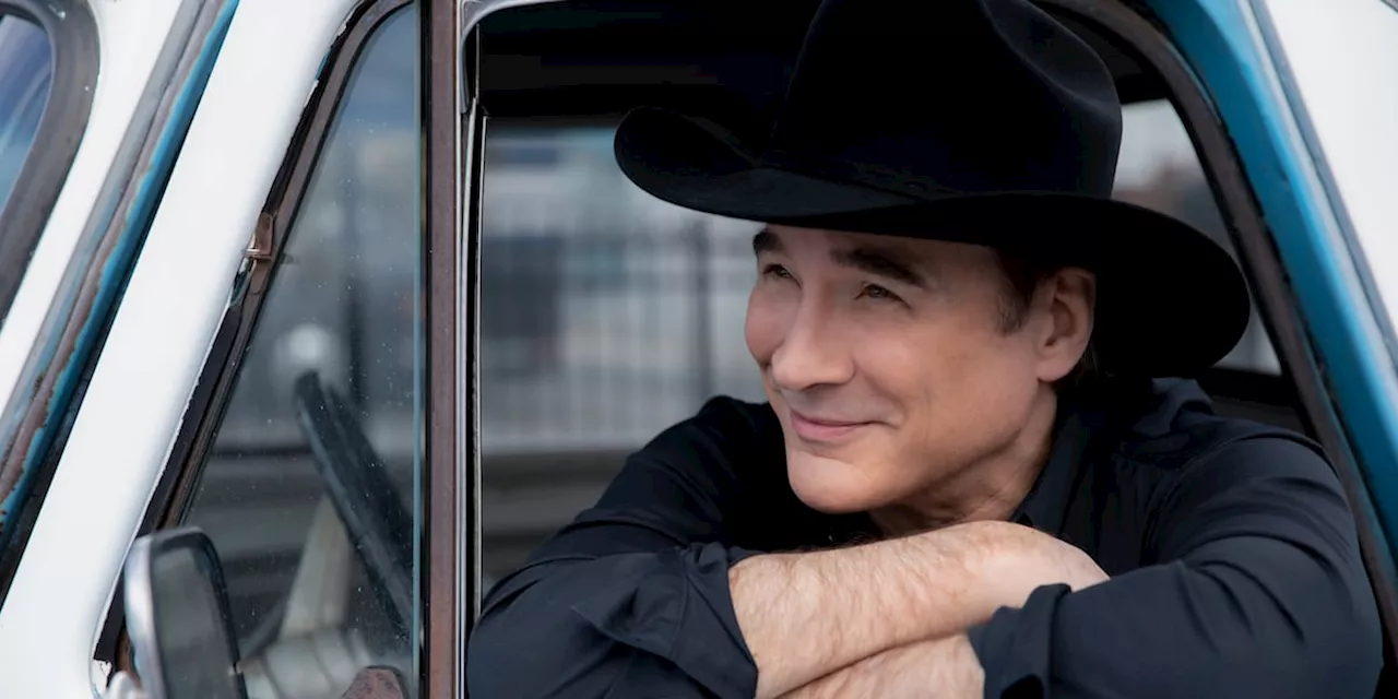 Clint Black will ring in 2025 with MoonPie Over Mobile celebration