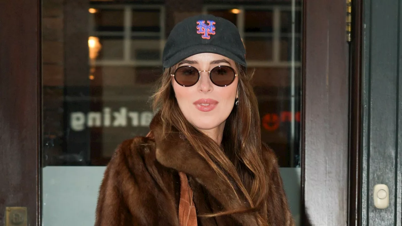 Dakota Johnson Has a New Favorite Bag, and It’s the Perfect Quiet Luxury Piece For Fall