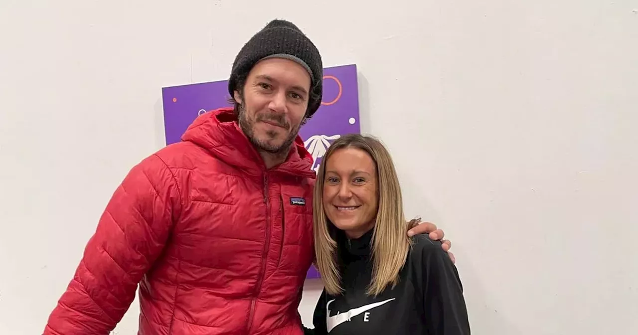 Adam Brody spotted at Glasgow soft play as starstruck mum poses for picture