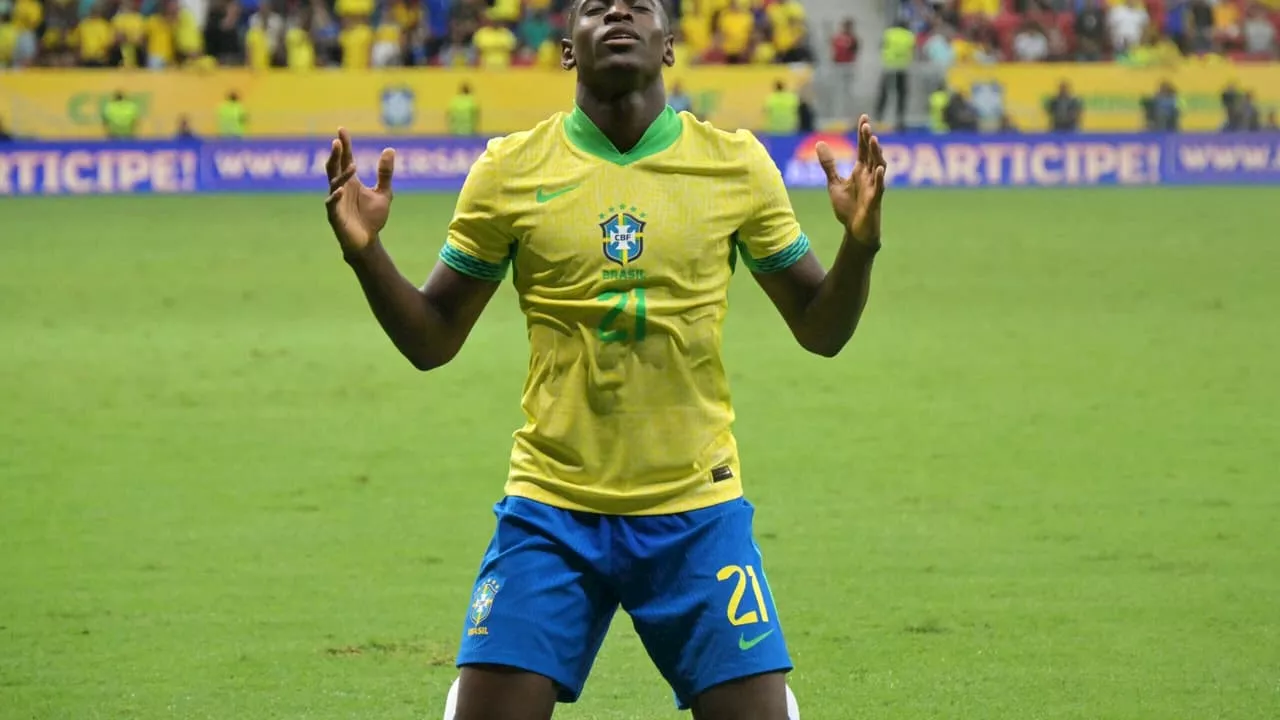 Luiz Henrique celebra fase goleadora com a Seleção Brasileira