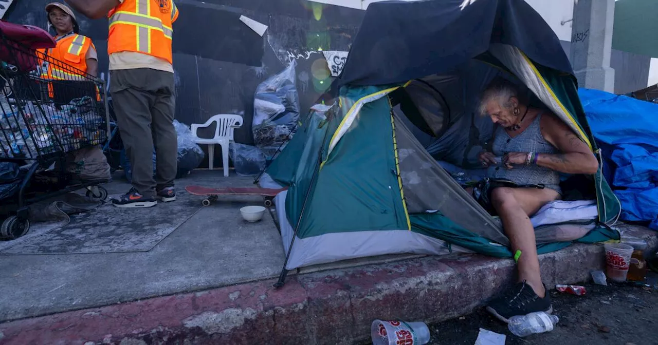 Los Angeles' $22-billion homelessness problem gives leaders a choice: Double down or change strategies