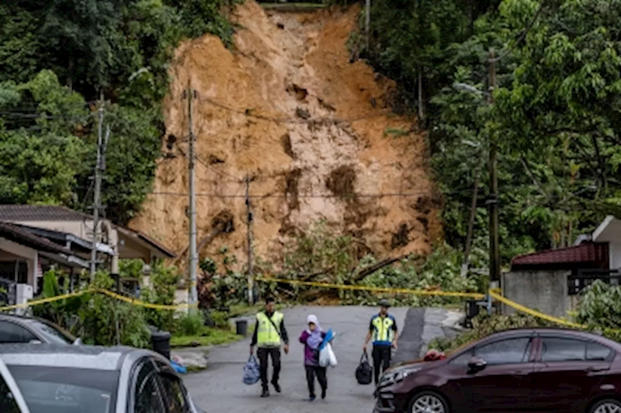 Selangor MB: Taman Melawati landslide due to clogged drains, not over-development