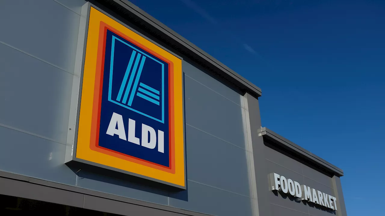 Aldi's Thanksgiving basket can feed 10 people for less than $47