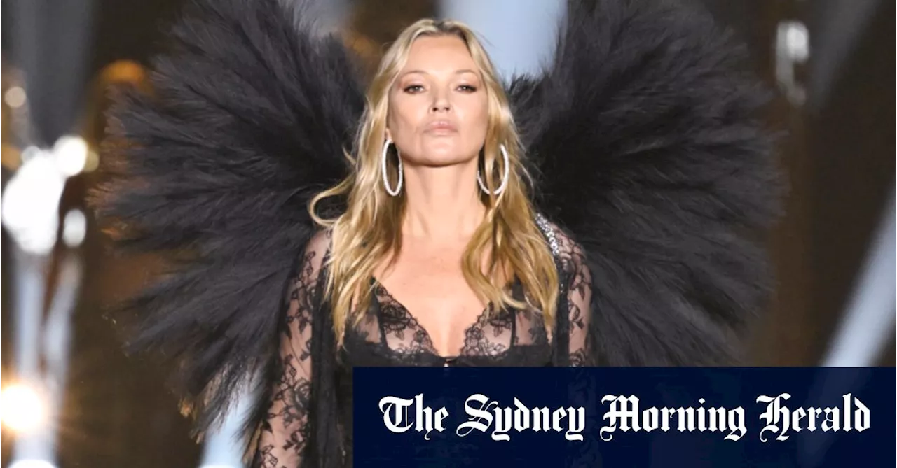 Kate Moss and model daughter hit the Victoria’s Secret runway