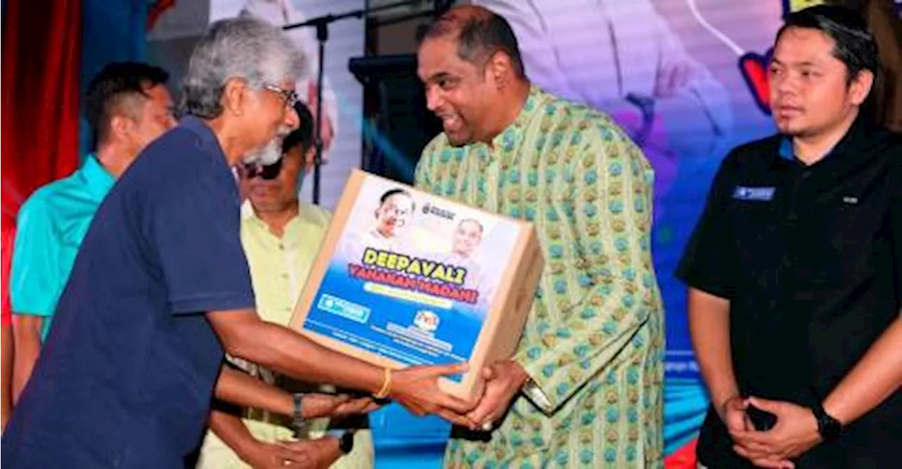 Vanakam MADANI: 10,300 food baskets for B40 families nationwide ahead of Deepavali