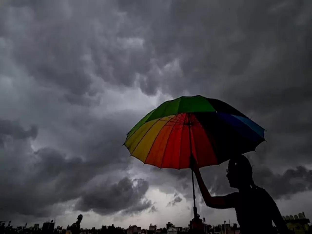 Maharashtra Weather News : खतम, टाटा, बायबाय! मान्सून महाराष्ट्रातून परतला; पण, 'इथं' पावसाची शक्यता कायम