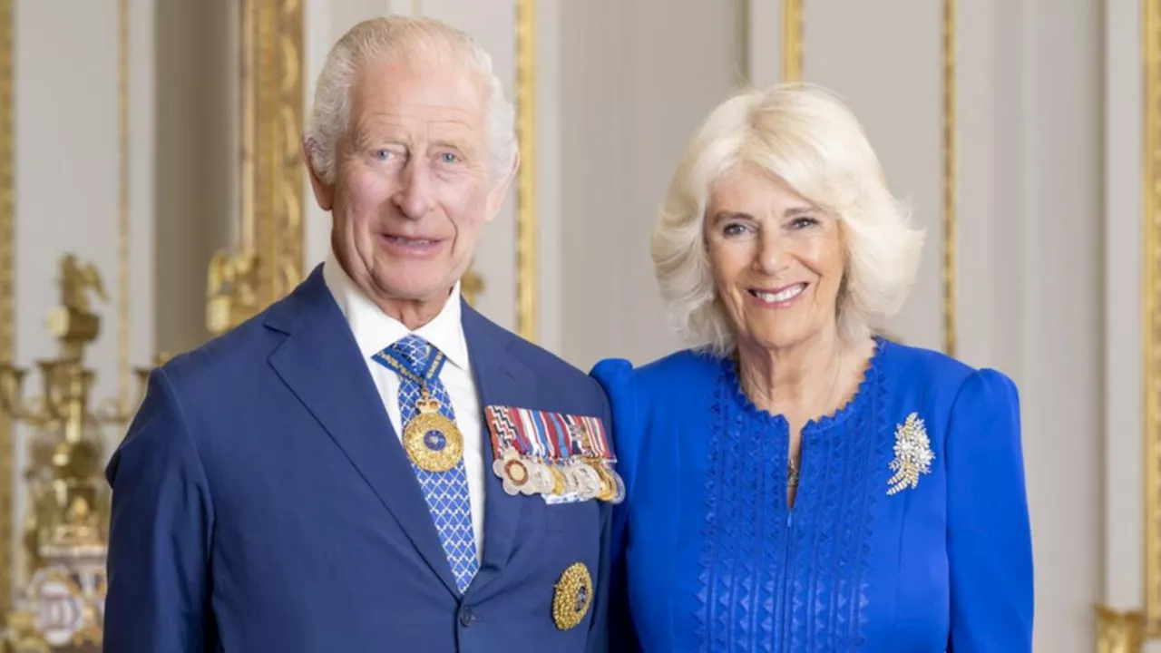 King and Queen en route for royal tour of Australia