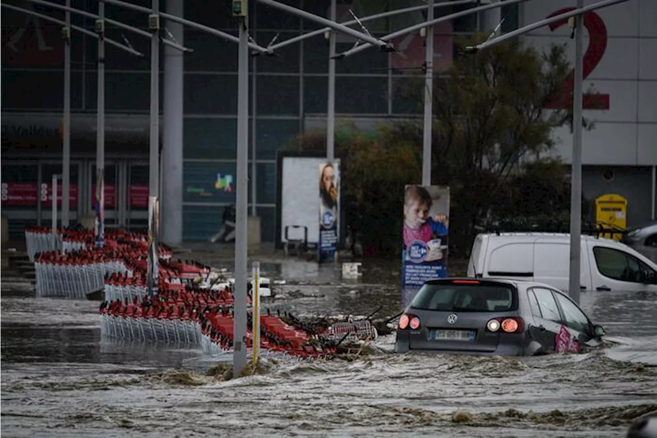 Il sud della Francia sott'acqua, piogge e inondazioni