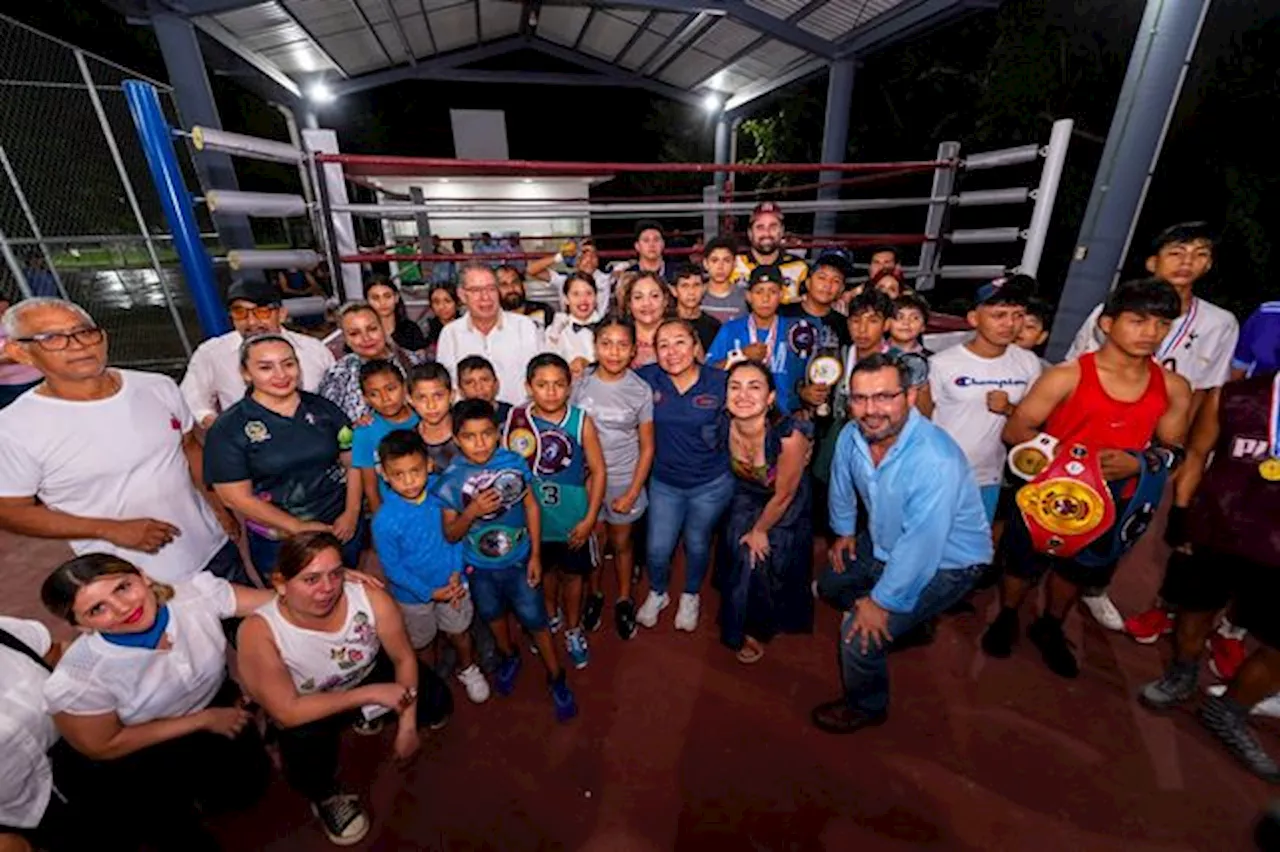 En Tuxpan entregan la primera etapa de rehabilitación de la Unidad Deportiva