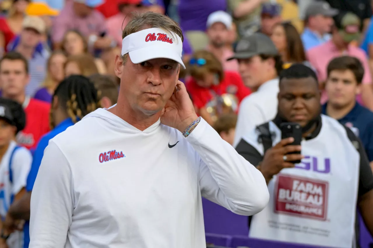 Lane Kiffin questions reactions to Oregon penalty, faking injuries: ‘It’s interesting’