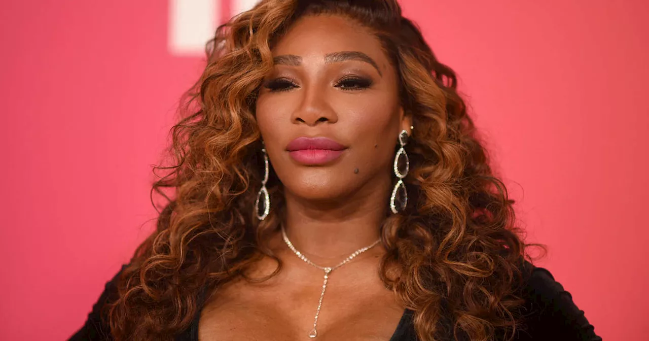 Serena Williams had benign cyst 'the size of a small grapefruit' removed from her neck