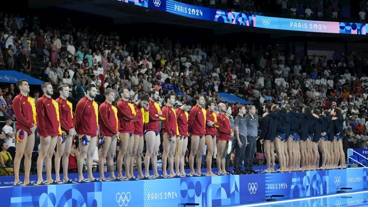 Pallanuoto, Settebello sospeso 6 mesi per la protesta contro gli arbitri alle Olimpiadi a Parigi