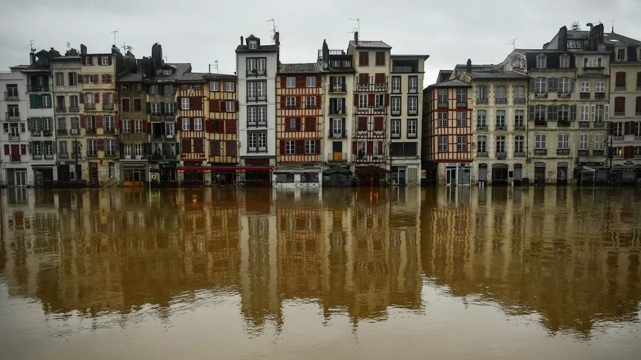 Massive Überschwemmungen: Extremregen flutet Frankreich