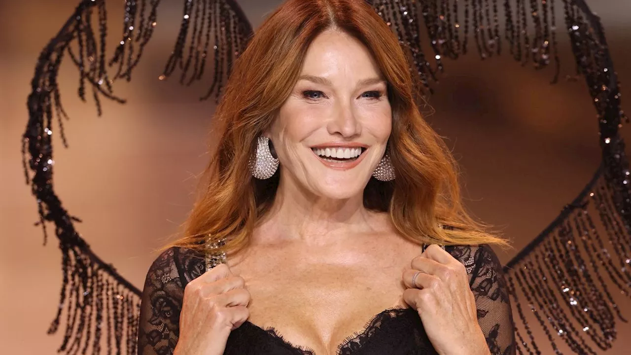 Mit 56 Jahren: Carla Bruni feiert Victoria’s-Secret-Premiere