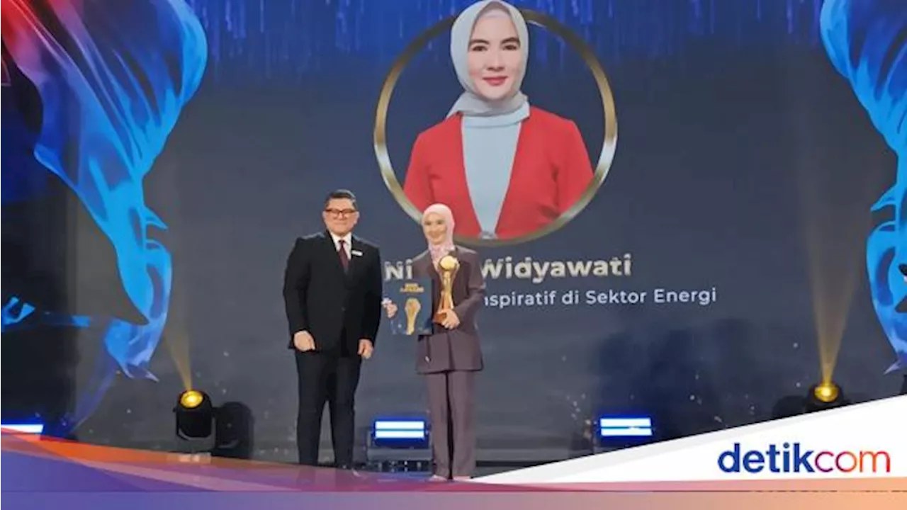 Nicke Widyawati Sabet Penghargaan Tokoh Perempuan Inspiratif di Sektor Energi