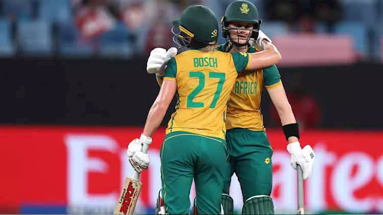 South Africa stun defending champions Australia to reach final