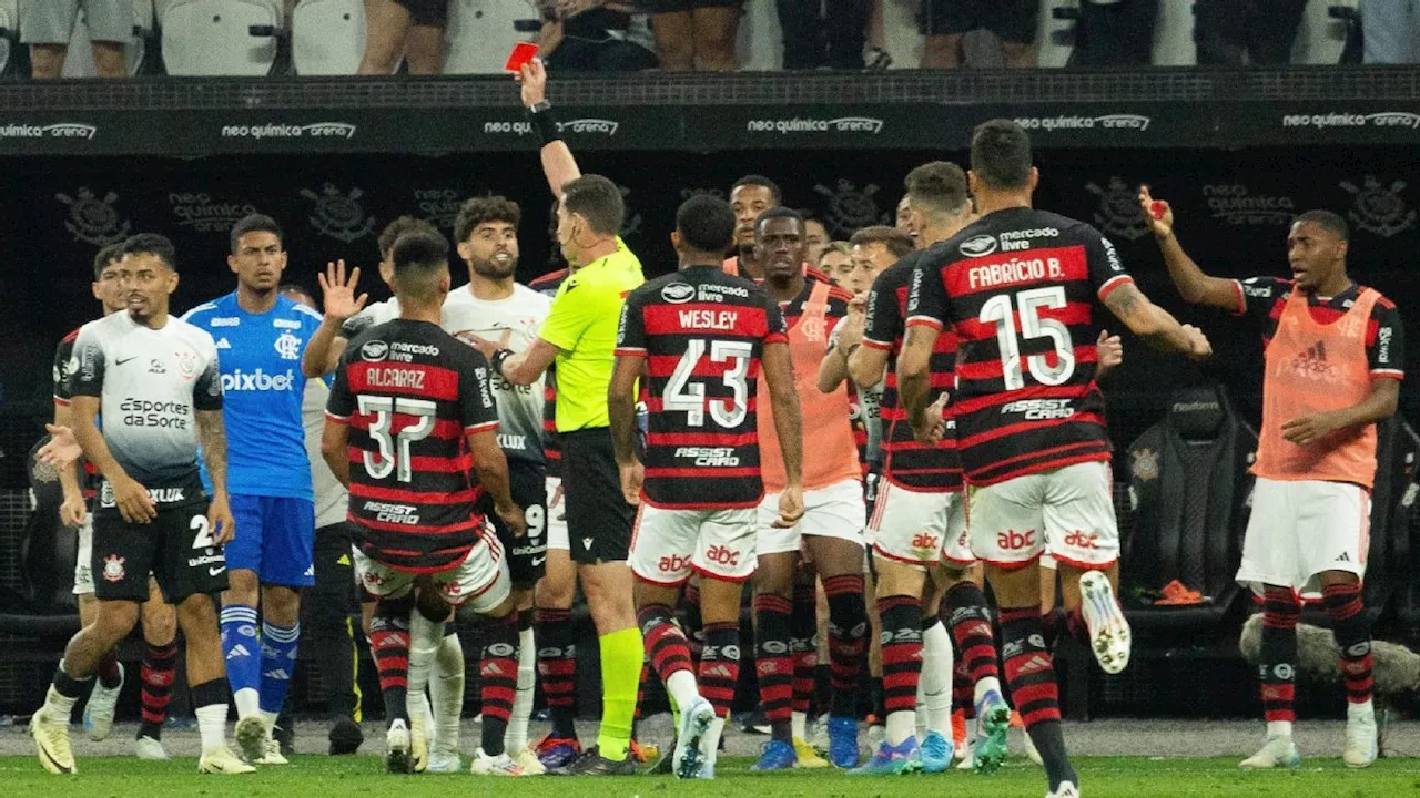 STJD denuncia até gandulas por confusão em Corinthians x Flamengo