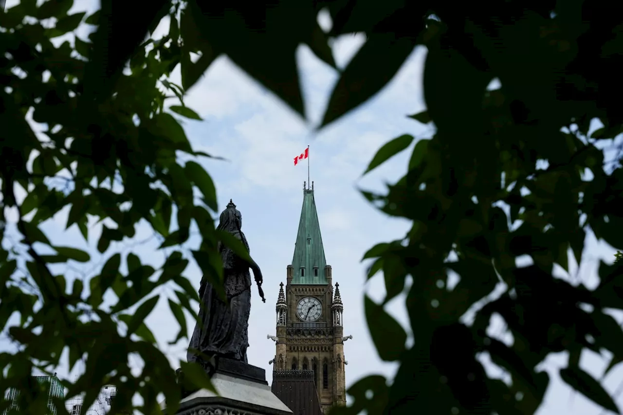 Budget watchdog projects deficit exceeded Liberals’ $40-billion pledge, economy to rebound in 2025