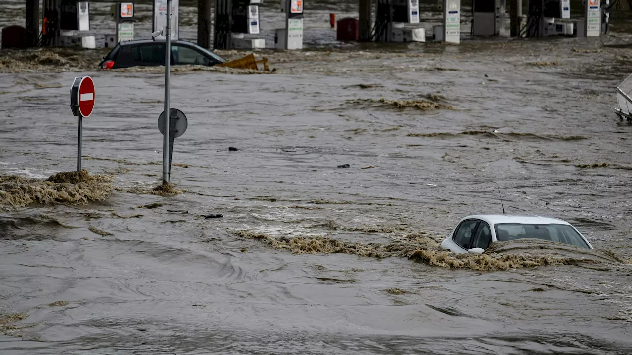  Regen-Katastrophe bei Lyon – Fluten reißen alles mit