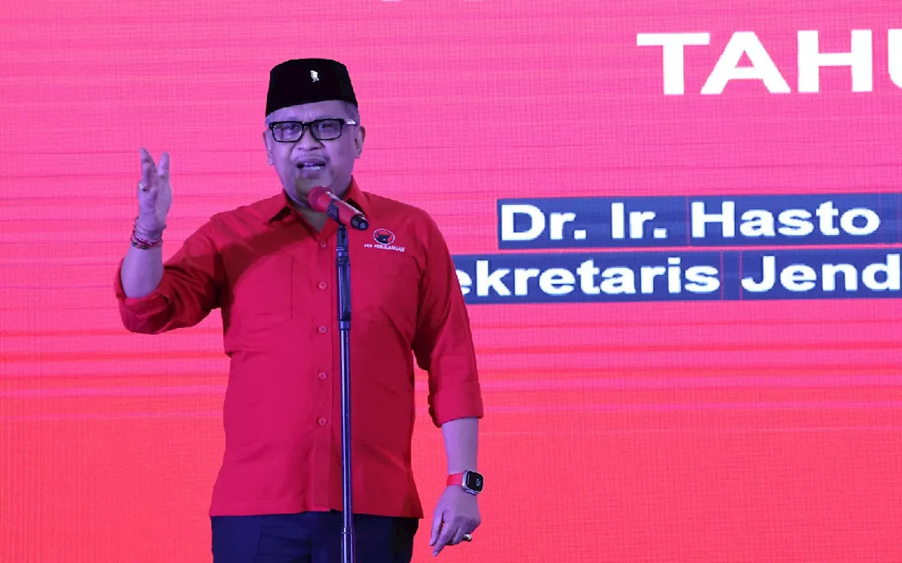 Hasto Akan Raih Gelar Doktor Lagi, Disertasinya soal Ketahanan PDIP Pascaputusan MK Untungkan Gibran bin Jokowi...