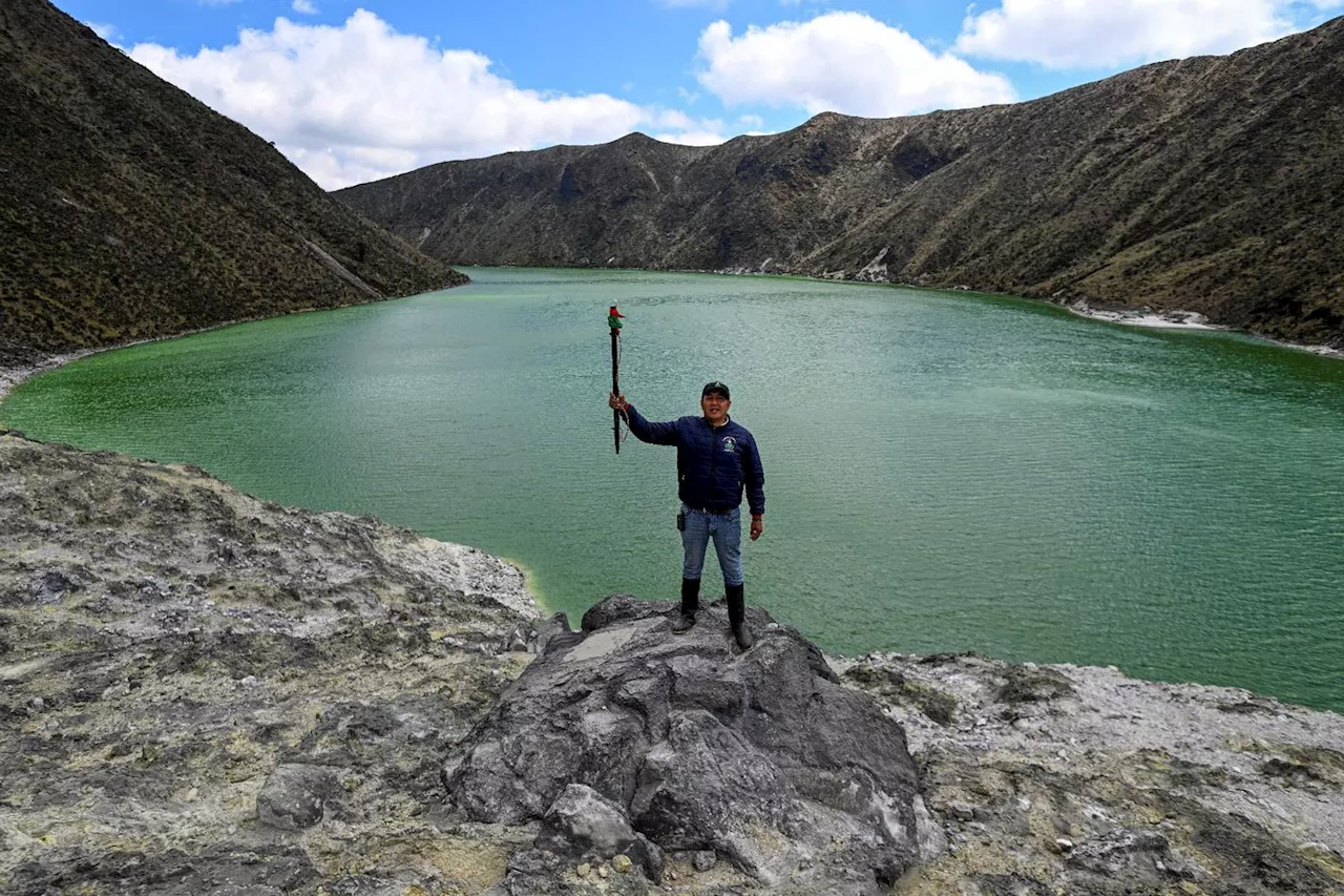 En Colombie, le volcan interdit et ses anges gardiens indigènes