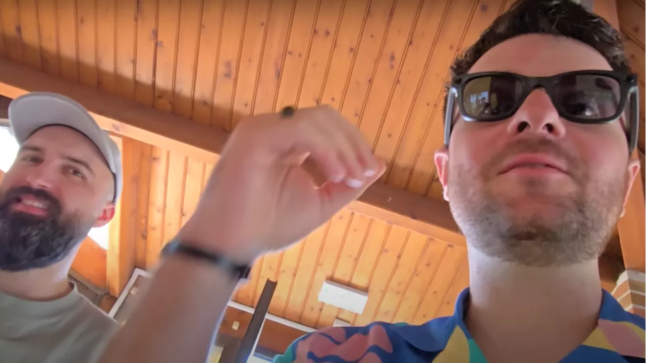 Après une vidéo Youtube d’Amixem et des accusations d’homophobie, une gérante de camping plaide le « malentendu »