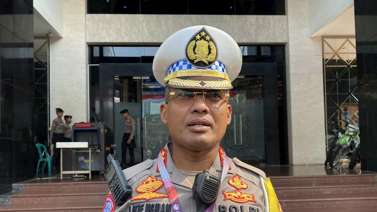 Polisi Kawal Pesta Rakyat di Sudirman-Thamrin Selama Pelantikan Presiden dan Wapres