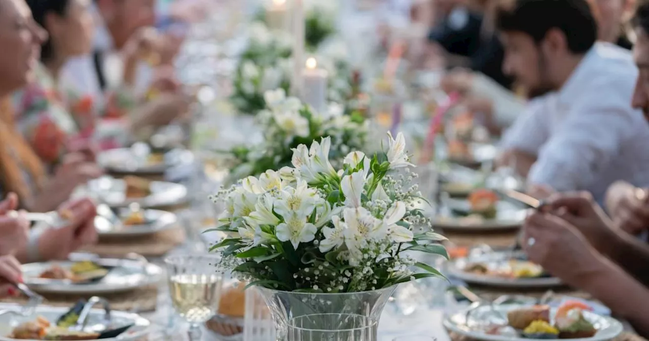 I was served worse food at a wedding because I'm not as wealthy