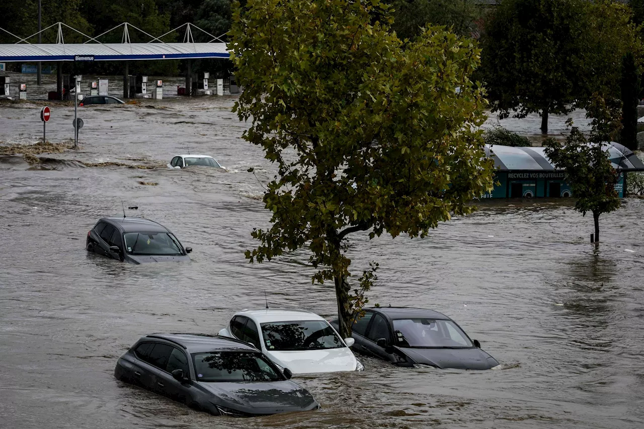 Starke Überschwemmungen in Frankreich - Toter in Paris