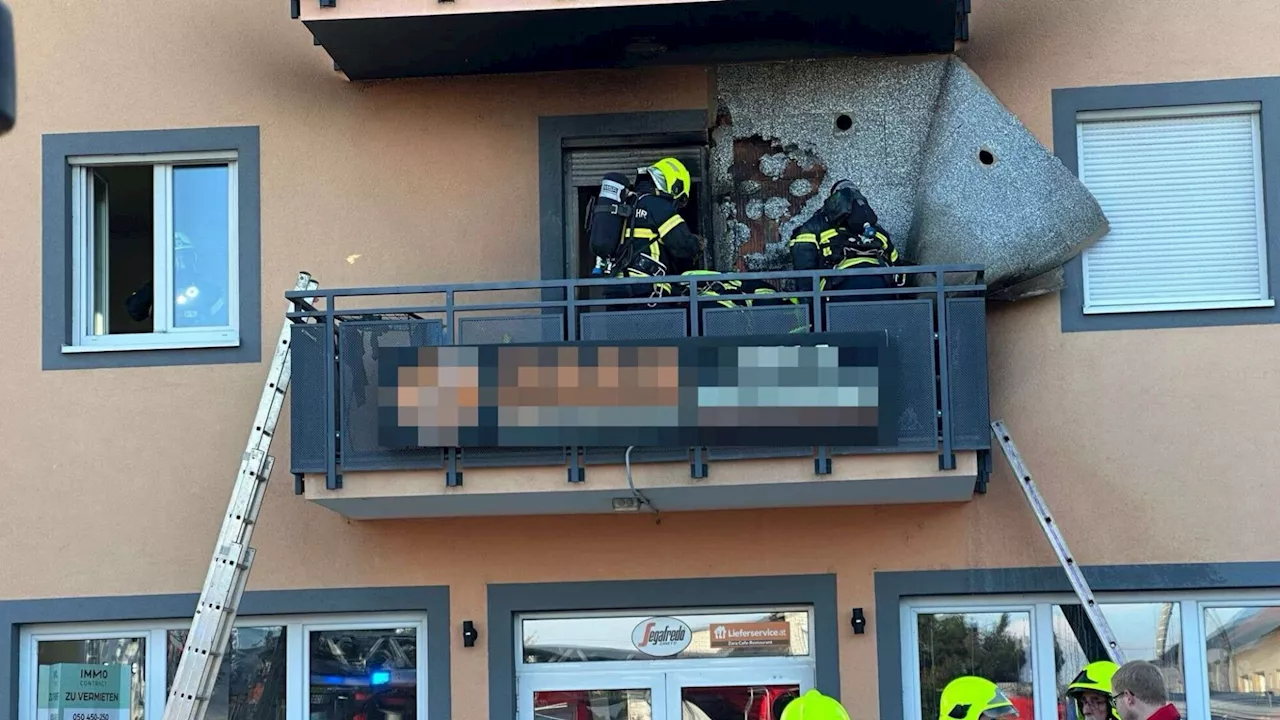 Brand auf Balkon in Herzogenburg, Bewohner verletzt