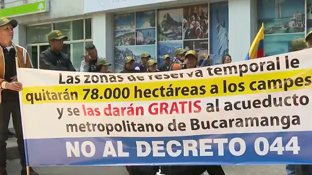 Campesinos protestaron por el decreto que declara y delimita zonas de reserva natural