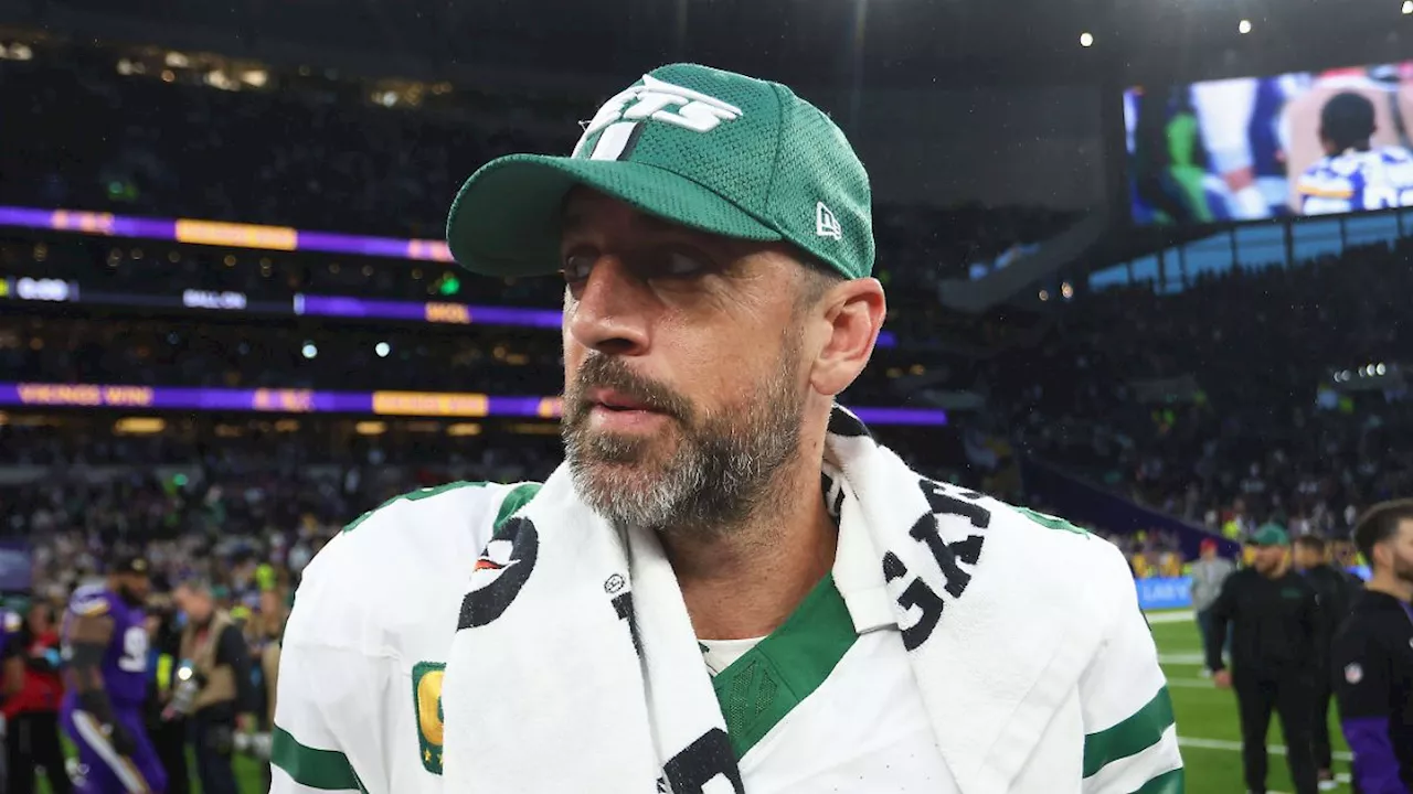 Trainer-Rauswurf und Adams-Trade: New York legt Quarterback-Legende Rodgers die Jets zu Füßen