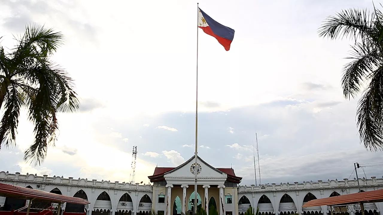 3,000 Cotabato workers face layoffs amid city hall budget feud