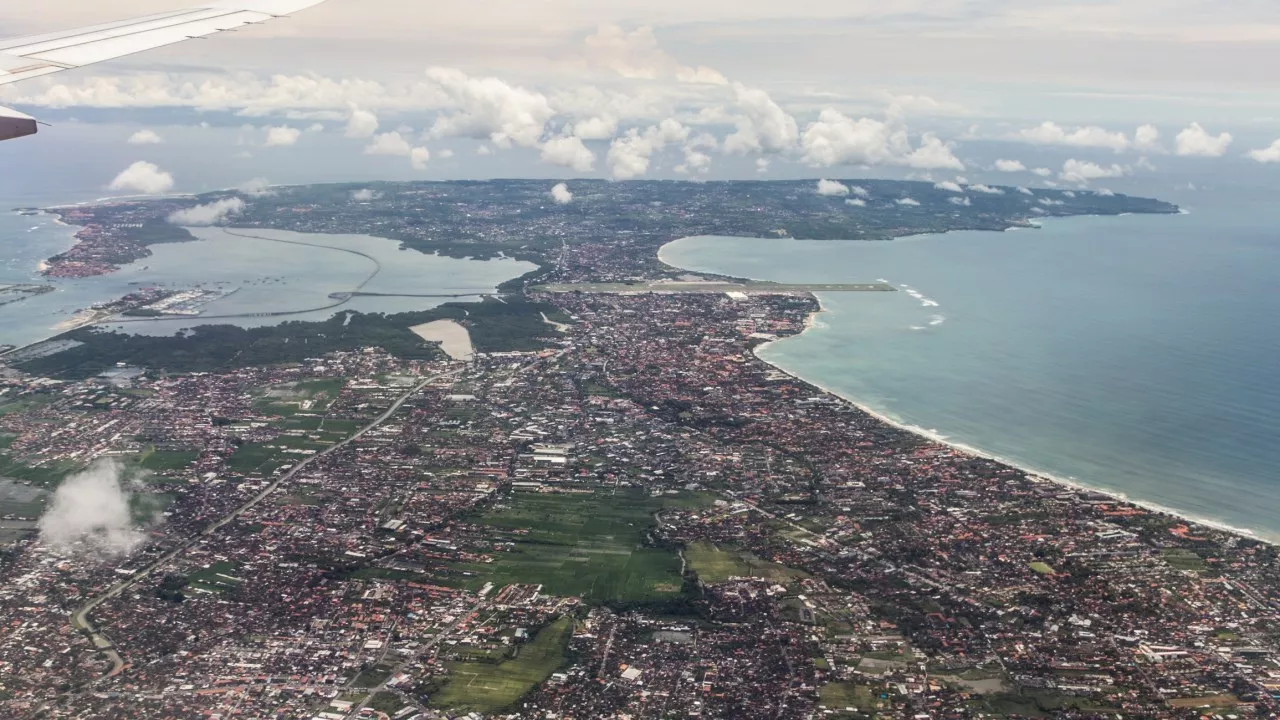 International airline suspends flights to Bali from one Aussie airport