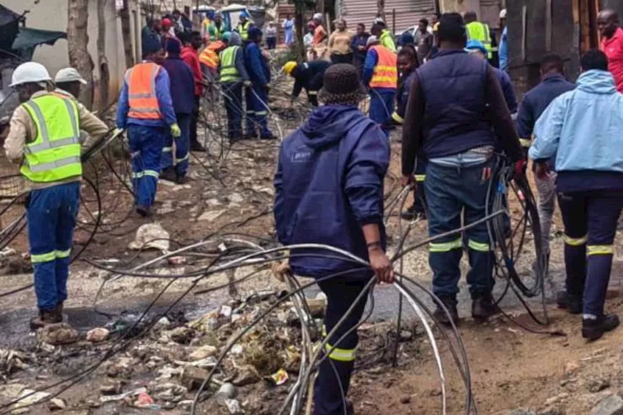 City Power removes 60 000kg of illegal cables at informal settlement [VIDEO]