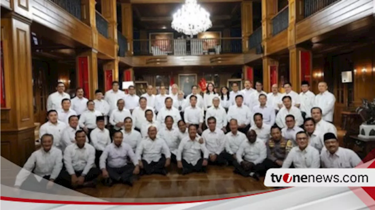 Mayor Teddy Tampil di Foto Deretan Calon Menteri Prabowo, Jabatan Apa yang Diemban?