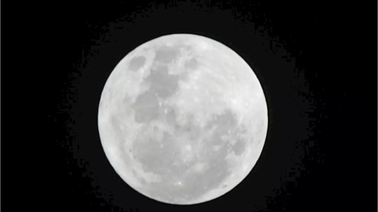 Hunter Moon Hias Langit Indonesia Malam Ini