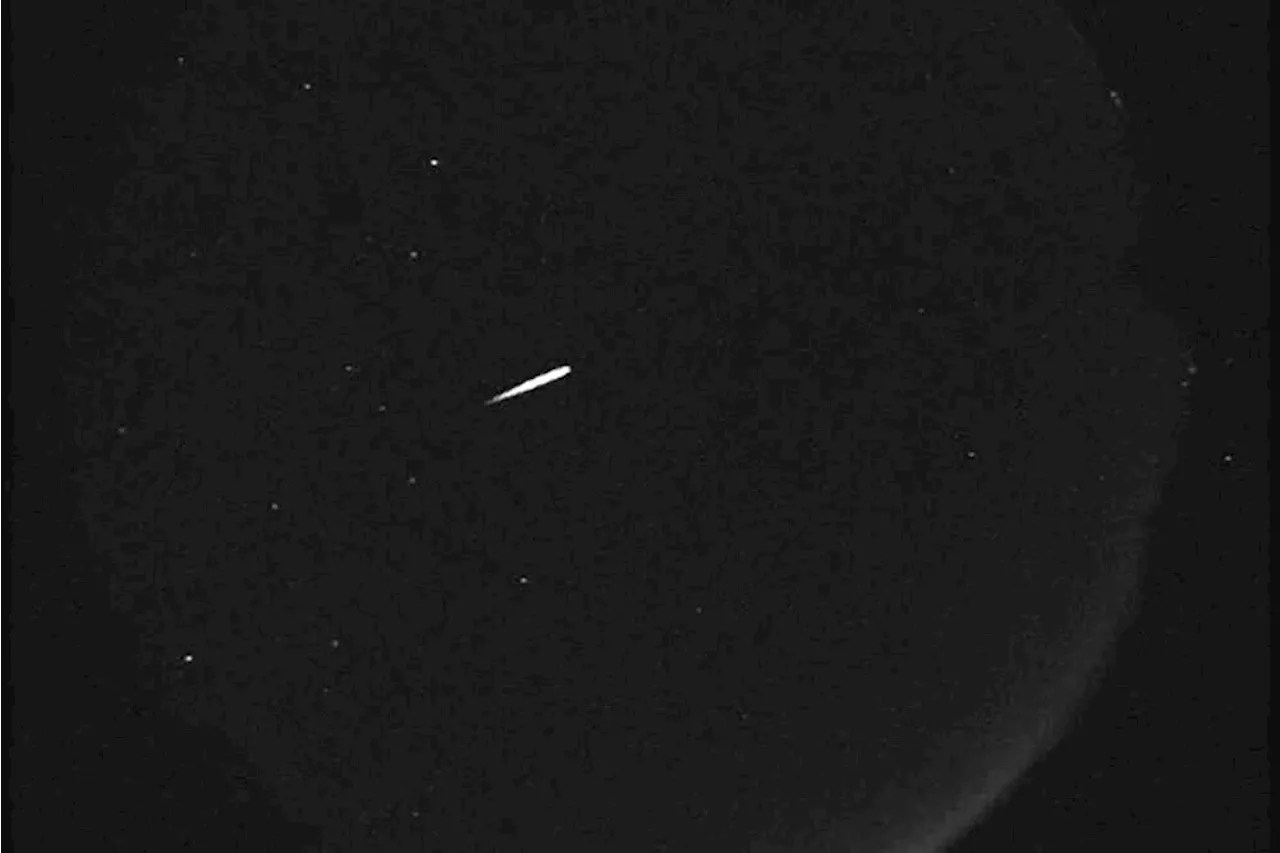 Moonlight may hamper views of the Orionid meteor shower, debris of Halley's comet