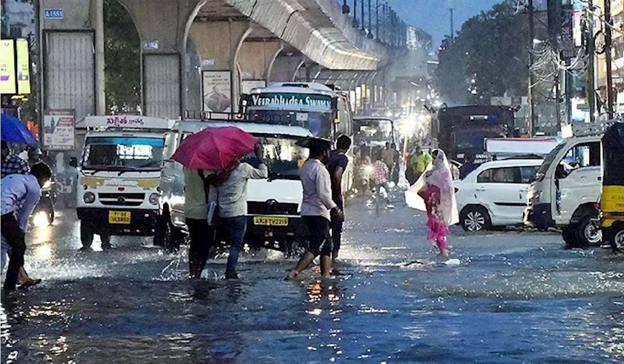 Rain Alert: హైదరాబాద్‌కు బిగ్ అలర్ట్, వచ్చే 4 గంటల్లో నగరంలో భారీ వర్షం