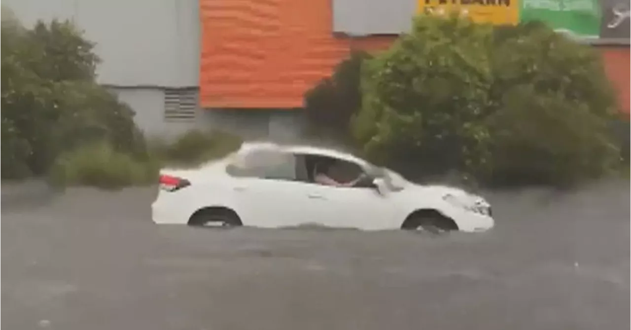 Thousands without power in Victoria and South Australia after thunderstorm