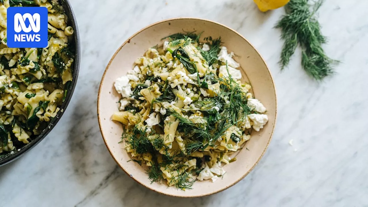 Easy and cheesy: One-pot pasta inspired by spinach pie