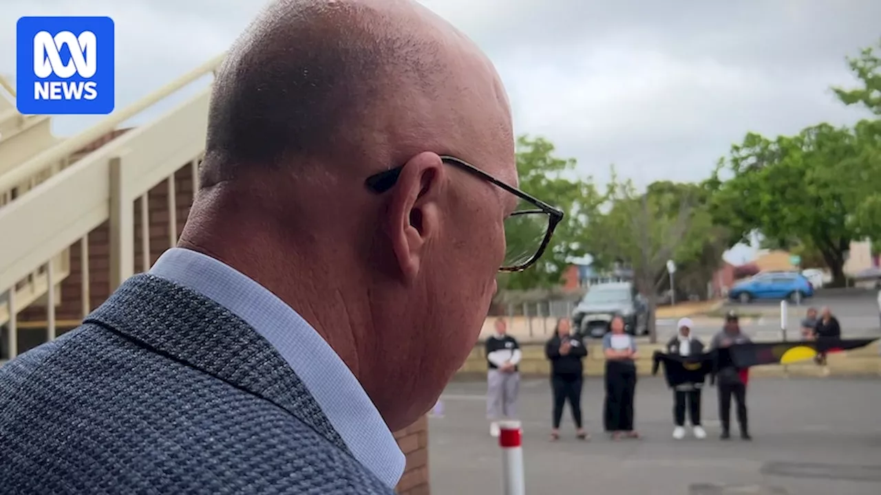 Opposition Leader Peter Dutton heckled by protesters opposed to building a nuclear power station in Collie