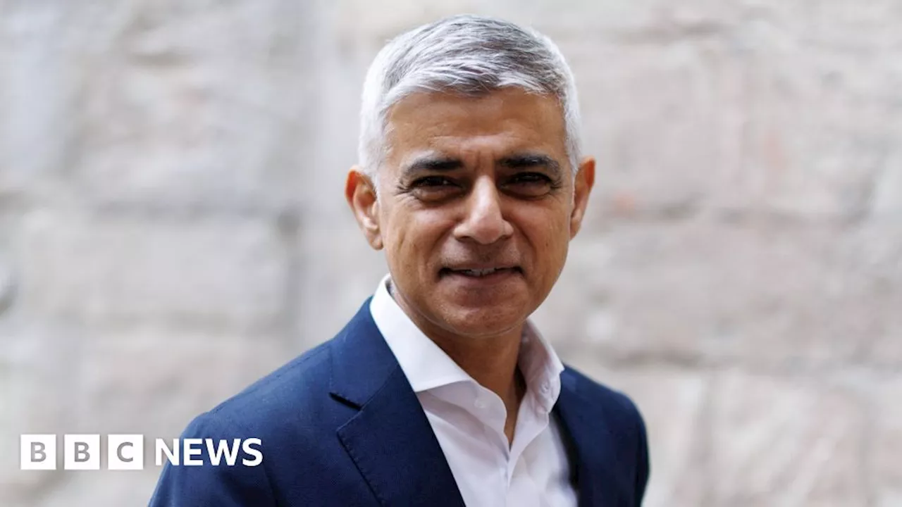 Taylor Swift: Sadiq Khan declares tickets 10 days late