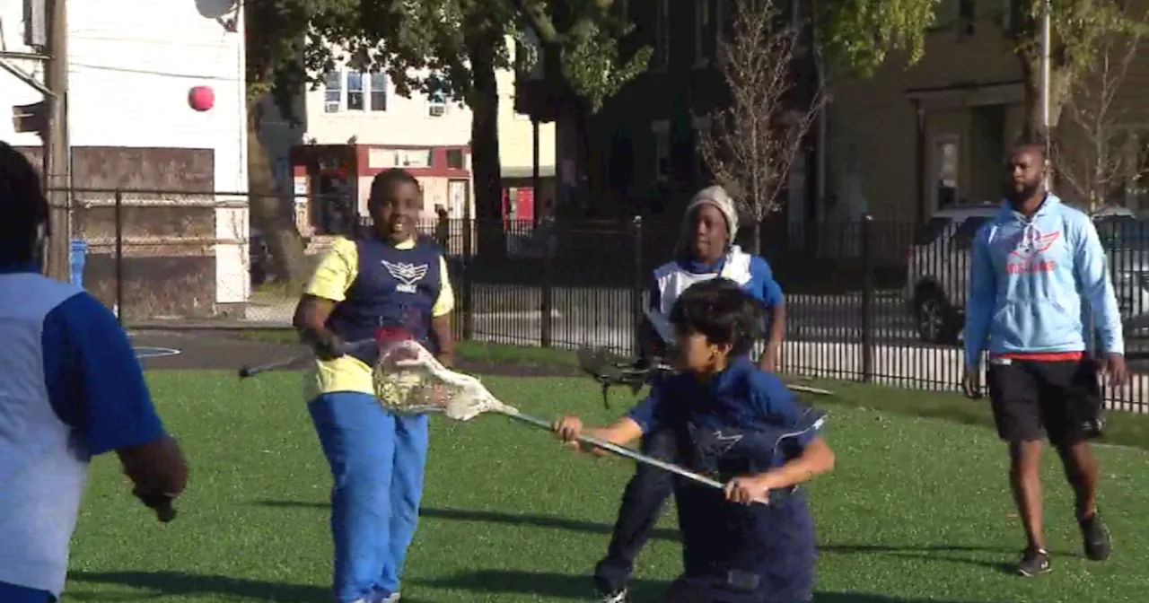 Lacrosse program aims to grow interest in sport among Chicago students