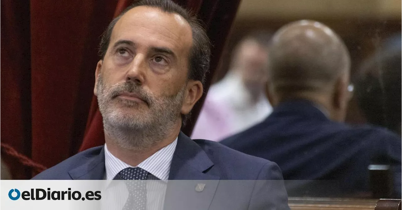 El PP culpa al PSOE del 'espectáculo' en el que Le Senne expulsó a dos diputadas que portaban imágenes de víctimas de Franco