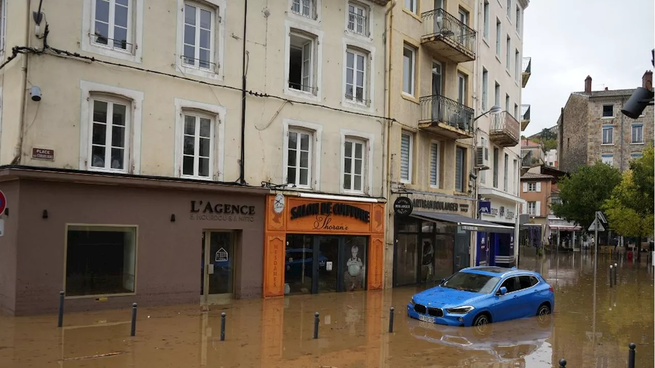 DIRECT. Crues et inondations : 4 000 foyers sont privés d'électricité dans la région Auvergne-Rhône-Alpes, ann