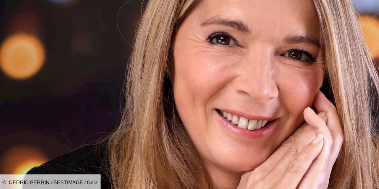 Hélène Rollès, elle a enfin dit “oui” : cette grande nouvelle que ses fans n’espéraient plus