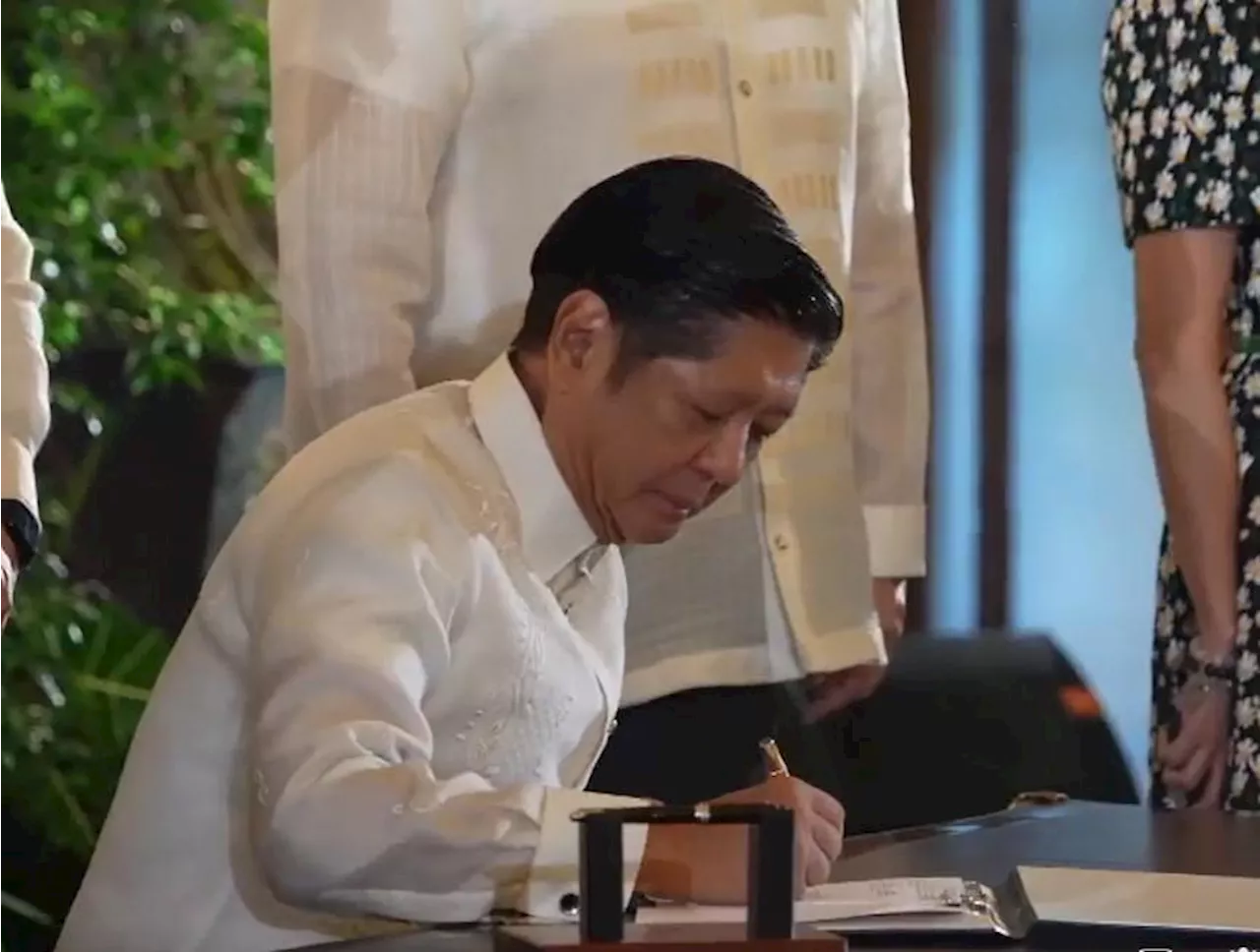 Marcos inks ARAL Law to address learning gaps