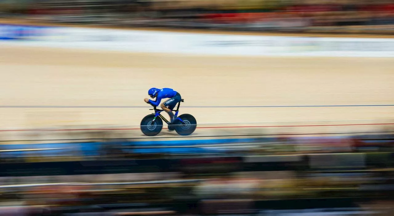 Jonathan Milan trionfa ai Mondiali su pista: medaglia d'oro e record nell'inseguimento individuale